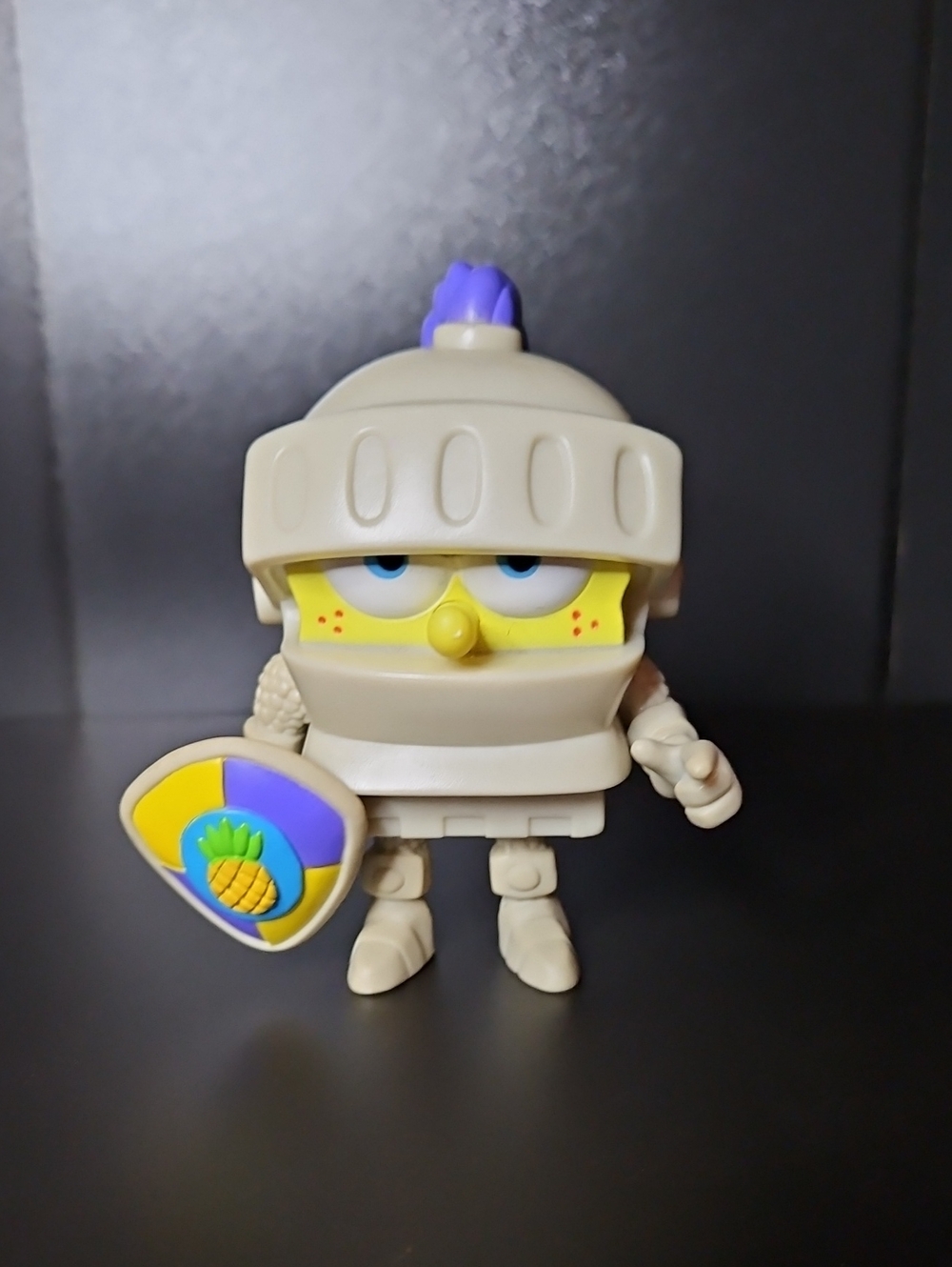 Spongebob Squarepants 2005 Burger King toy Viacom International Knight Figurine